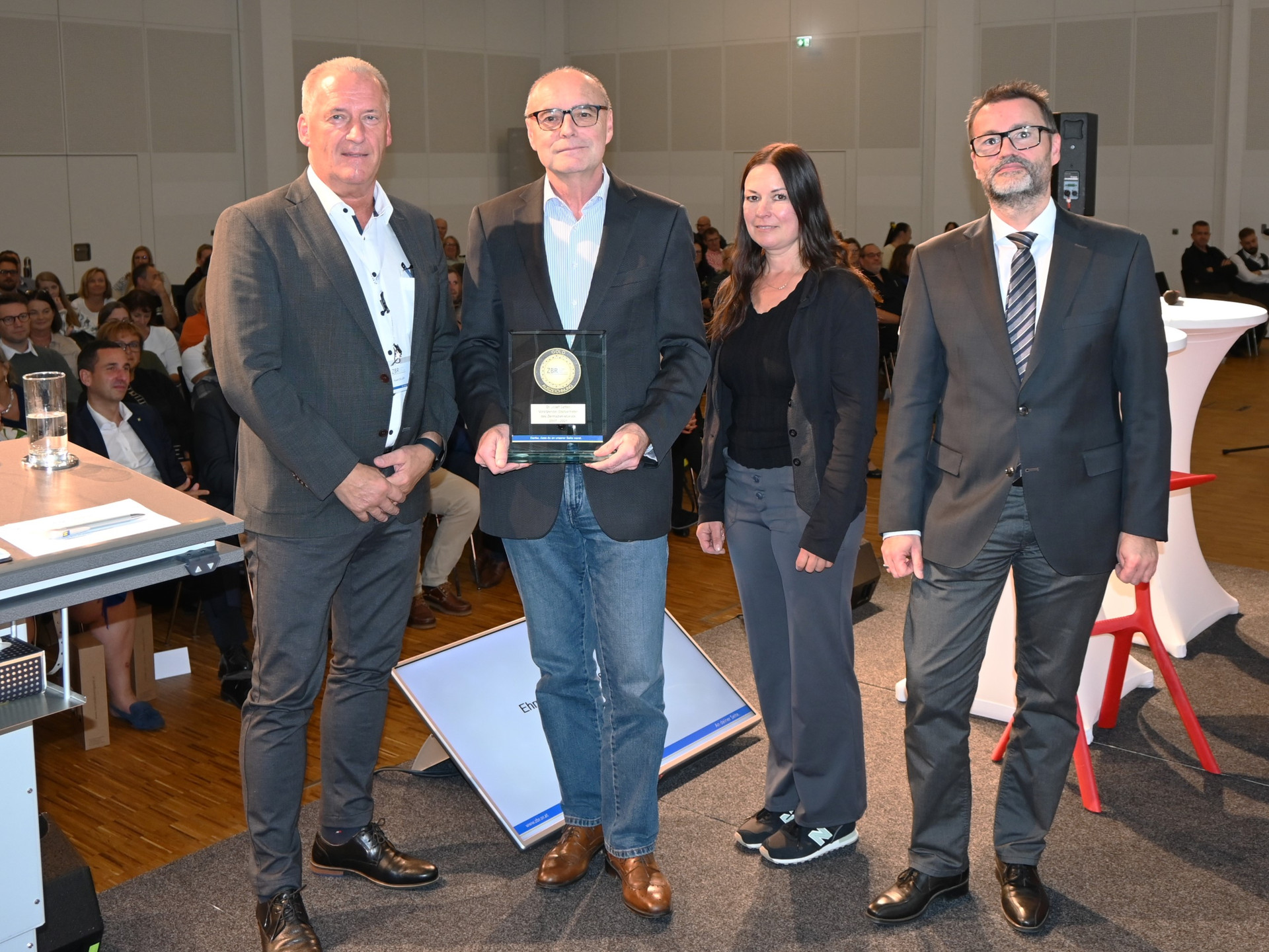 Verabschiedung DrSattler.jpg